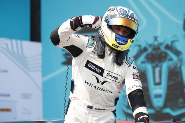 Evans wins again to close championship lead ahead of I-PACE eTROPHY finale