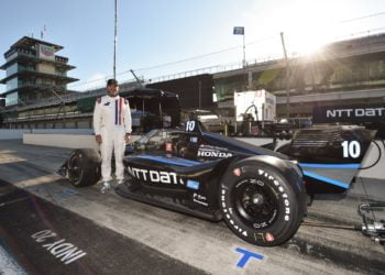 Johnson signs two-year IndyCar deal with Chip Ganassi