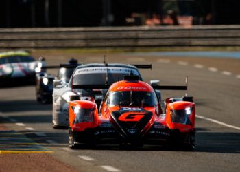Overview: All teams battling in Hyperpole