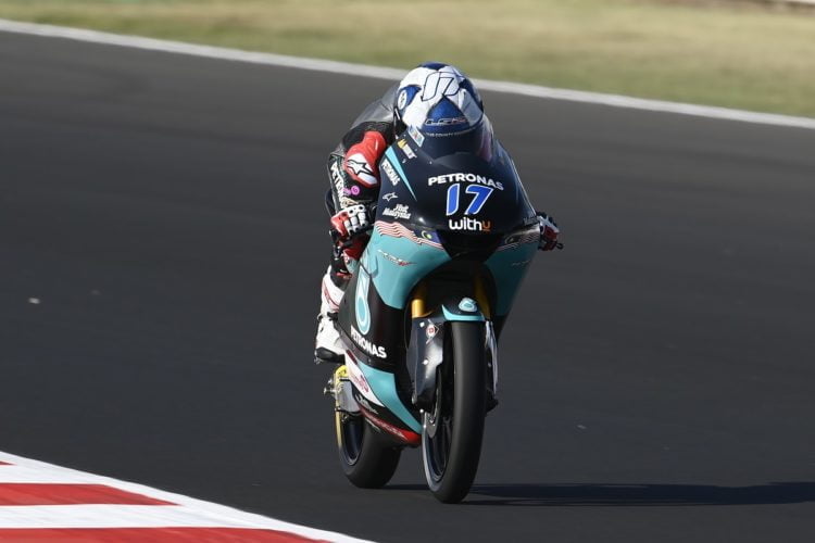 McPhee denies Ogura for Misano Moto3 success, Arenas crashes out