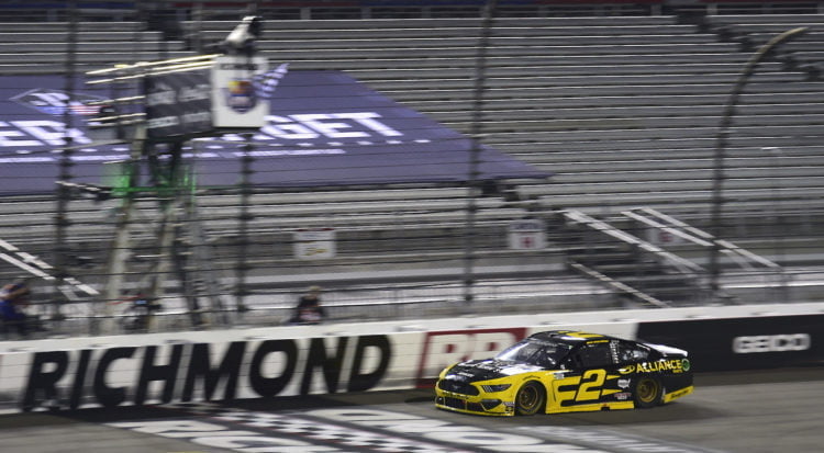 Brad Keselowski begins quest for season sweep at Bristol Motor Speedway from pole