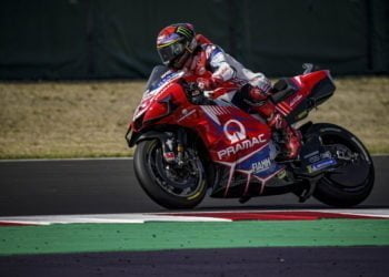Bagnaia: ‘Tearoff or debris’ to blame for lost Emilia Romagna GP win