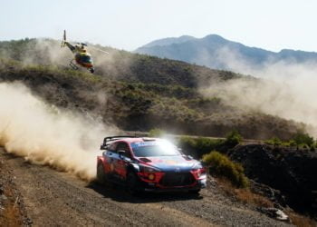 Neuville takes Rally Turkey lead after dramatic Saturday