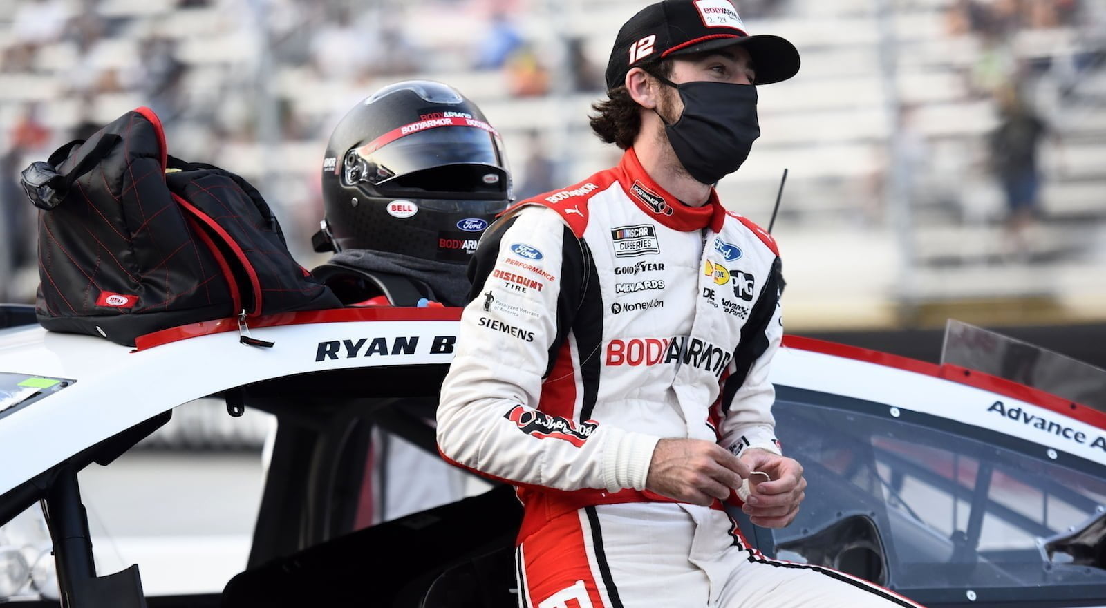 Playoff participant Blaney penalized before Southern 500