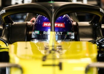 In photos: Alonso returns to F1 test action with Renault