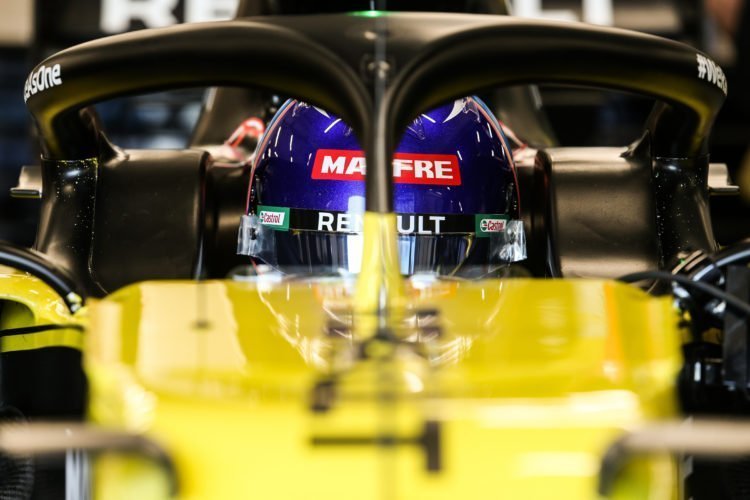In photos: Alonso returns to F1 test action with Renault