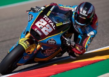 Sam Lowes flies to Moto2 Alcaniz victory to take championship lead