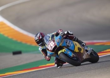 Lowes cruises to second successive Moto2 win as points leader Marini crashes