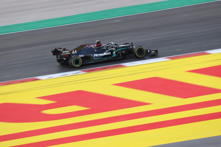 Hamilton experimented with different lines through Portugal race