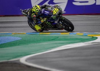 Rossi: Yamaha ‘very difficult to ride’ in intermediate conditions