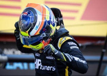 Renault-backed F3 champion Piastri to get first F1 test