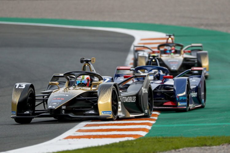 Reigning champion da Costa tops second morning of Formula E testing