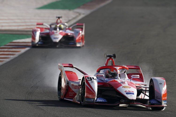 Alex Lynn heads Day 2 of Formula E pre-season testing