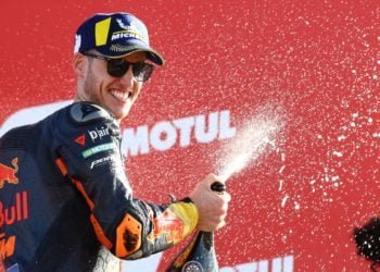 Espargaro ‘very lucky’ to escape Nakagami crash unscathed