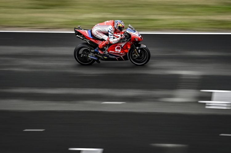 Miller sweeps Friday with fastest FP2 effort ahead of Aprilia’s Espargaro