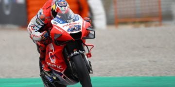 Miller denies Nakagami Friday monopoly with fastest FP2 effort