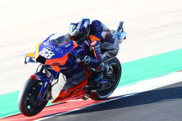 Oliveira shoots to maiden MotoGP pole at home in Portugal