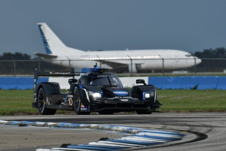 Van der Zande leads Cadillac sweep in second Sebring practice