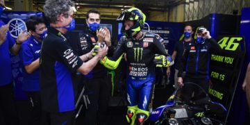 Rossi: ‘Emotional’ final race with Yamaha ‘a good story’ despite struggles