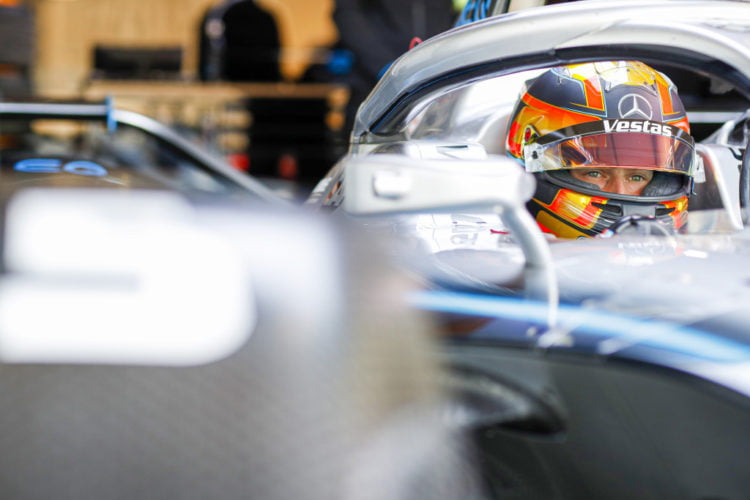 Mercedes hands F1 test outing to Vandoorne, de Vries