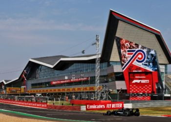 Silverstone renames pit straight in honour of Hamilton
