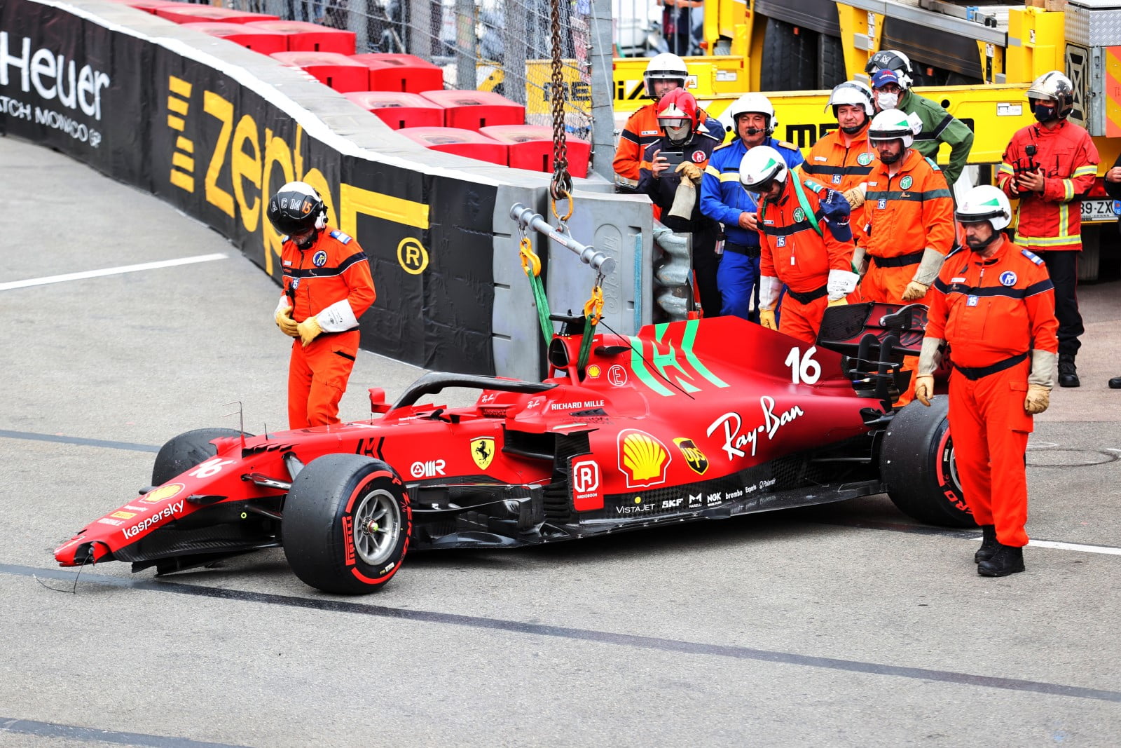 Charles Leclerc looks back on Monaco crash: "I had to push in Q3, it's part  of the game"