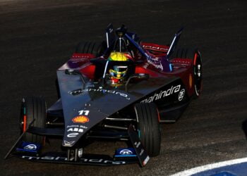 Mahindra announces three-driver lineup for rookie test