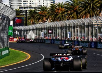 Re-think into standing restart ‘formation lap’ rules mooted