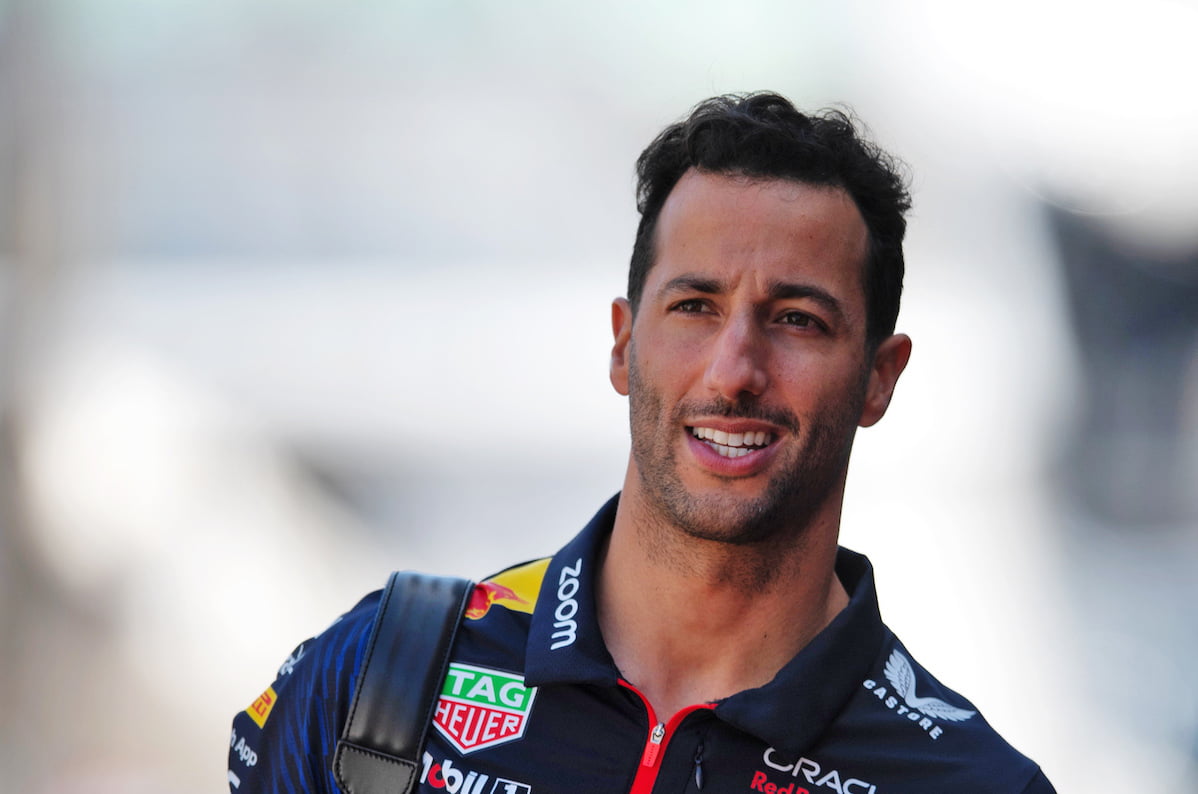 Verstappen hopes to see Ricciardo return to full-time F1 seat ...