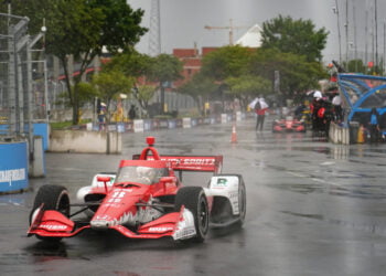 Ericsson tops rain-shortened second IndyCar practice