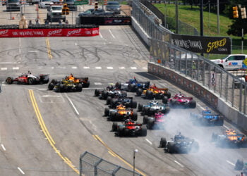 McLaughlin: Current IndyCar restart rules make drivers look ‘amateurish’
