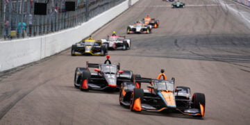 IndyCar drivers pleased with alternate tires, despite ‘horrendous’ marbles