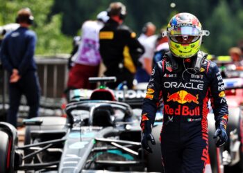 Perez must ‘forget’ about challenging Verstappen – Rosberg