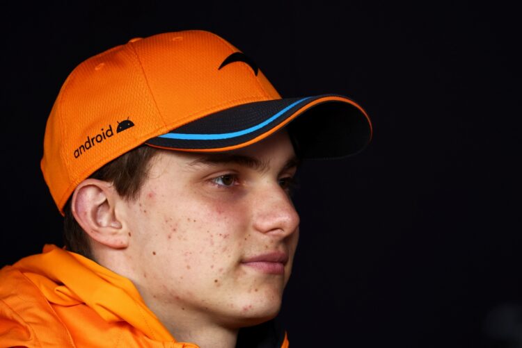 Piastri ‘happy where I am’ amid Red Bull F1 link