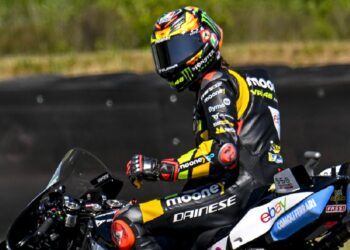 Bezzecchi smashes lap record to lead rain-affected Austrian FP2