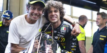 Bezzecchi pens deal to remain at VR46 MotoGP squad for 2024