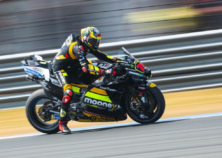 Bezzecchi heads VR46 1-2 in opening Silverstone practice