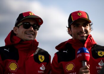 Ferrari drivers require ‘a car up to scratch’ – Hakkinen