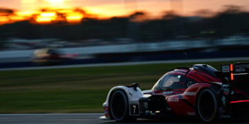 Campbell asserts Daytona 24 form at six-hour mark