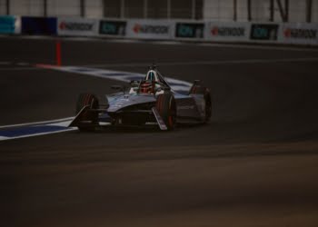 Wehrlein cruises to Mexico City victory