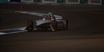 Wehrlein cruises to Mexico City victory