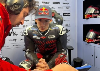 Marquez shares first thoughts on Ducati following November test