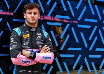 Martins to remain with ART Grand Prix for 2024 F2 season