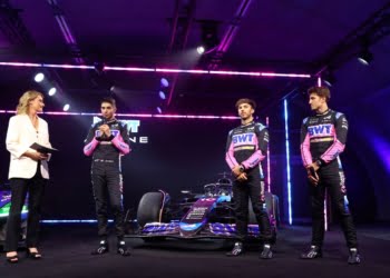 Alpine opened 2025 F1 contract talks before Hamilton to Ferrari