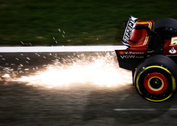 Gallery: Day to night in Bahrain F1 testing