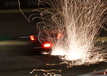 Gallery: Bahrain stuns in F1 nighttime practice