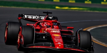 Leclerc leads Verstappen in second Australian GP practice hour