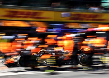 McLaren explain reason behind pitting Piastri before Norris in F1 Australian GP