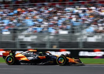 Norris tops tight opening session as Albon crashes