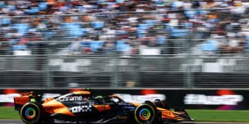 Norris tops tight opening session as Albon crashes